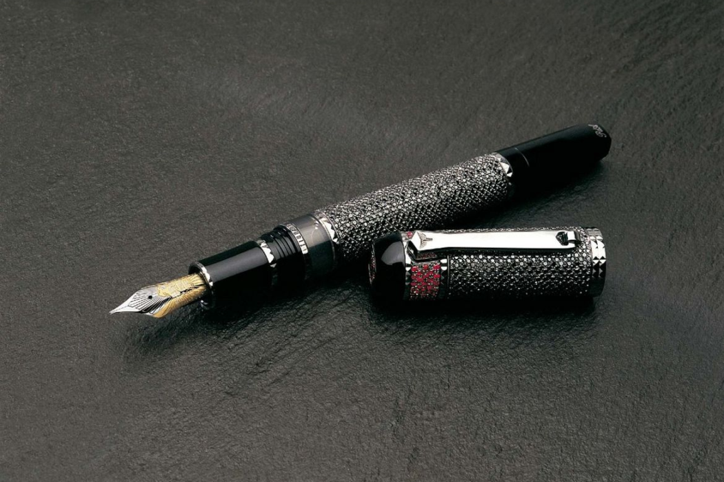 Worlds Most Expensive Pen – It costs $8 million
