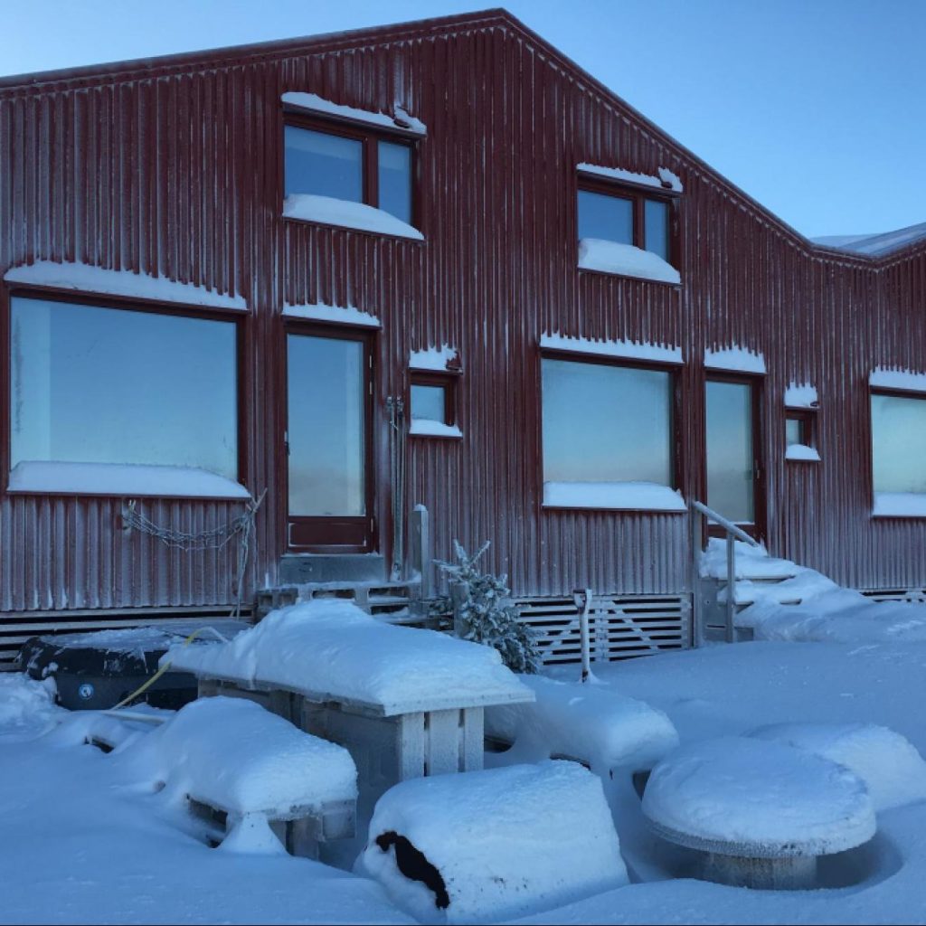 Cabin (Longyearbyen, Svalbard)